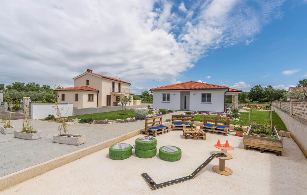 Villa Frontera Croatia Porec Exterior photo