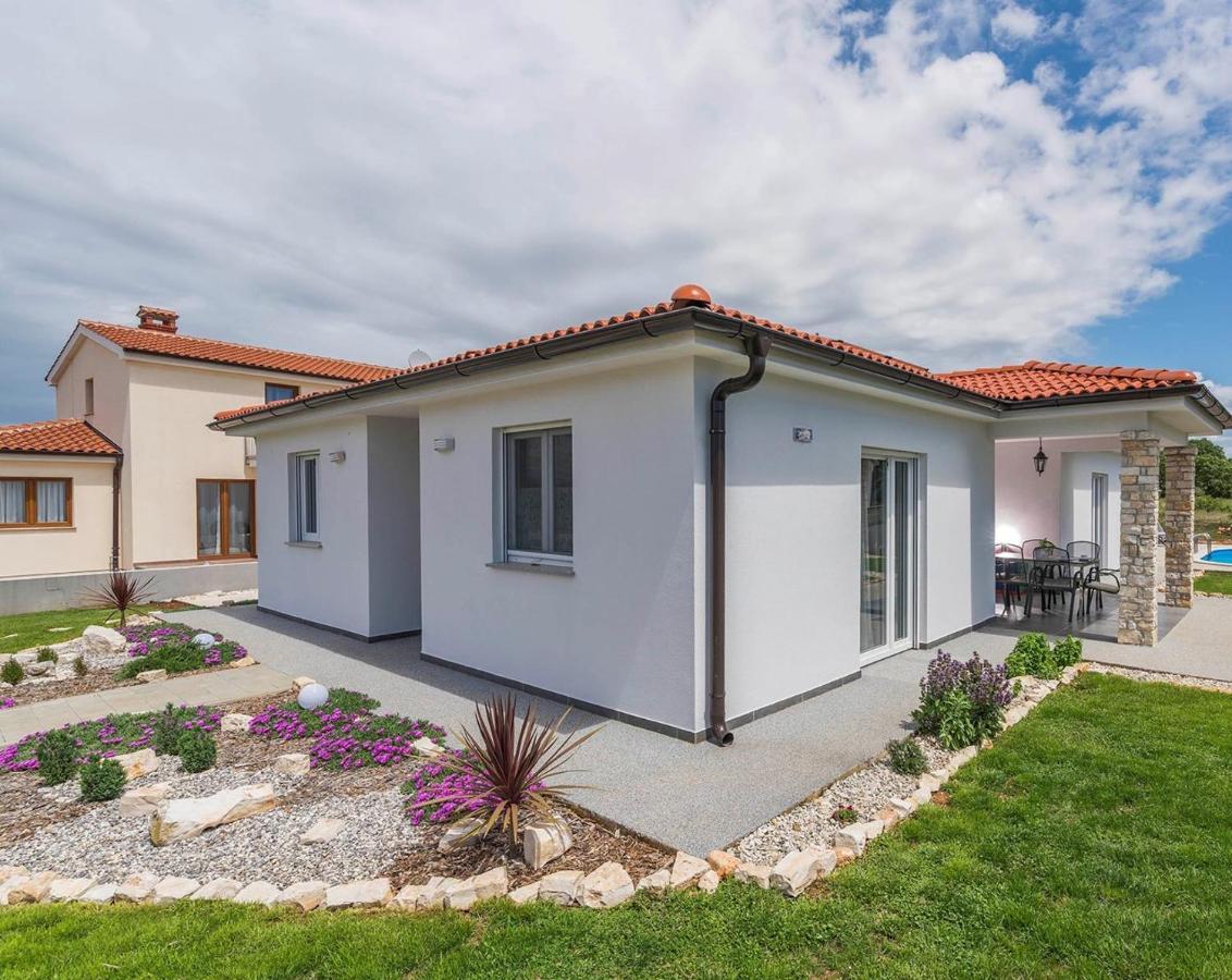 Villa Frontera Croatia Porec Exterior photo